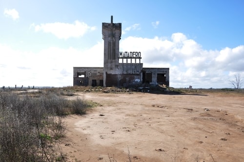 Epecuen-Epecuen-ghost-town-2.-Matadero-Municipal-abandoned-slaughterhouse-840-cover