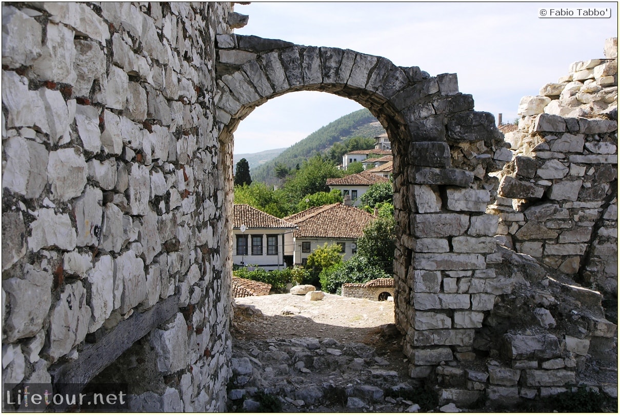 Fabio's LifeTour - Albania (2005 August) - Berat - Berat Castle - 20014
