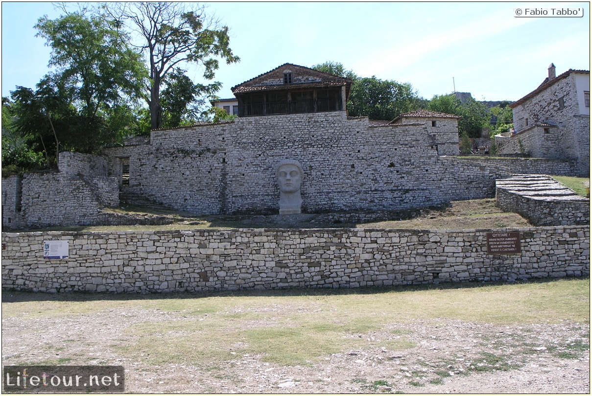 Fabio's LifeTour - Albania (2005 August) - Berat - Berat Castle - 20018