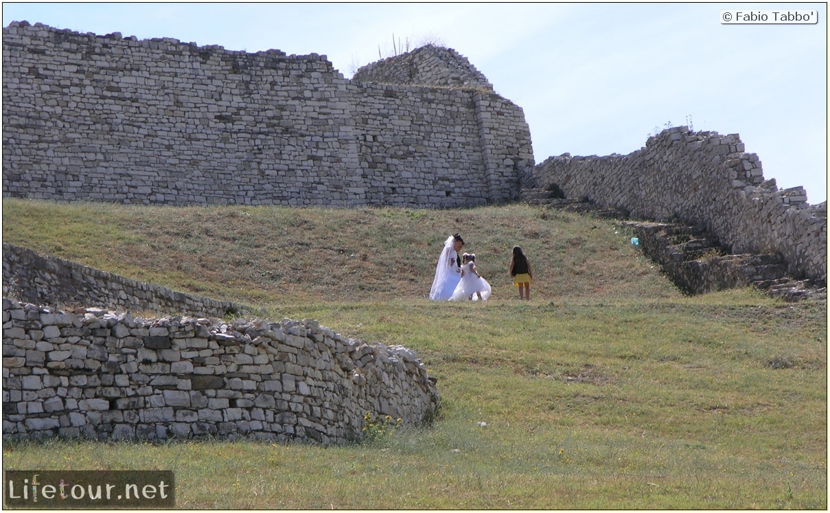 Fabio's LifeTour - Albania (2005 August) - Berat - Berat Castle - 20021