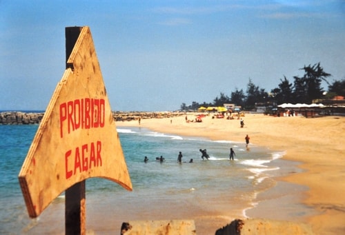Fabios-LifeTour-Angola-2001-2003-Luanda-La-Ilha-13171-cover-1