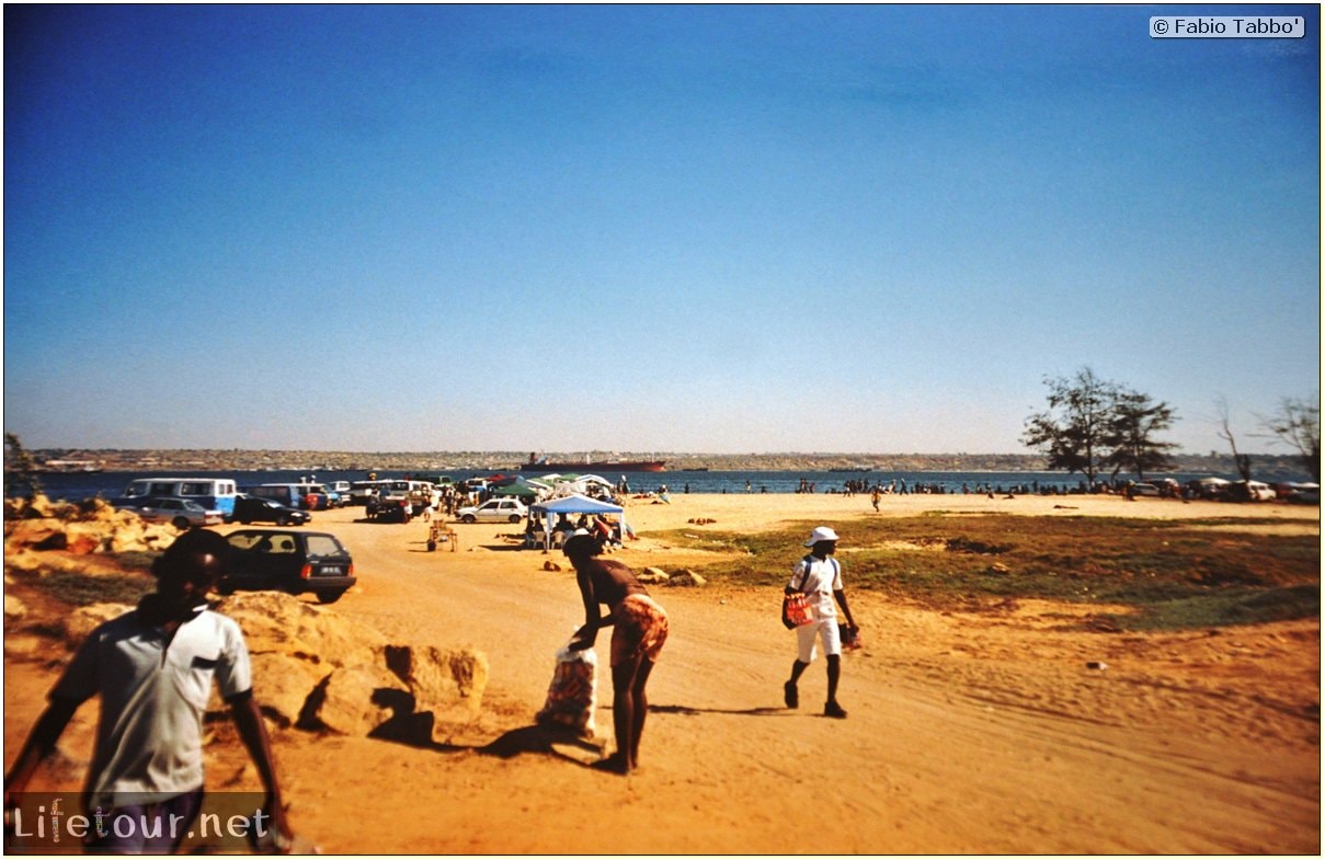 Fabios-LifeTour-Angola-2001-2003-Luanda-La-Ilha-13262