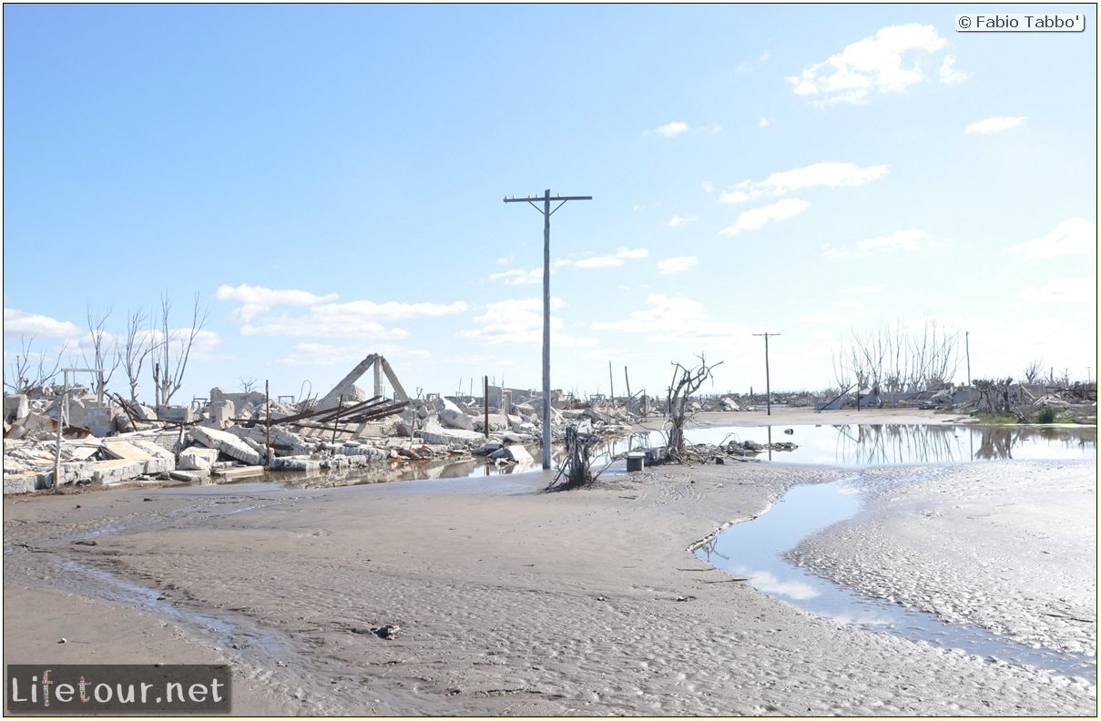 Fabios-LifeTour-Argentina-2015-July-August-Epecuen-Epecuen-ghost-town-3.-Epecuen-Ghost-town-10244