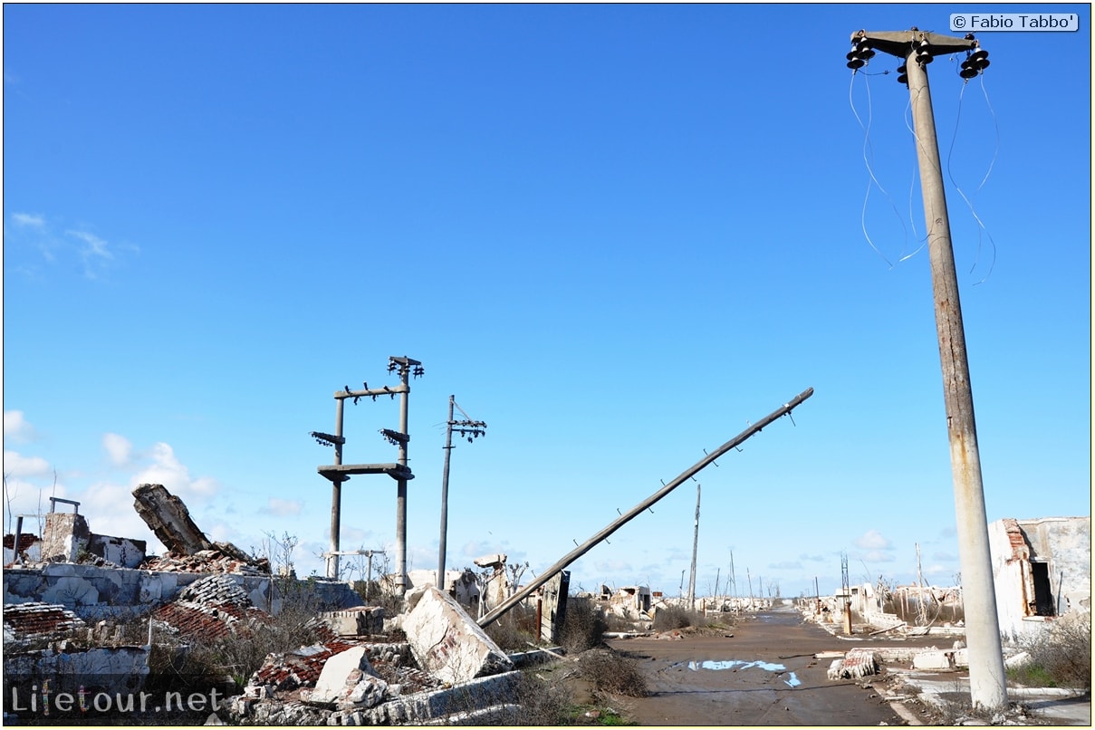 Fabios-LifeTour-Argentina-2015-July-August-Epecuen-Epecuen-ghost-town-3.-Epecuen-Ghost-town-8394