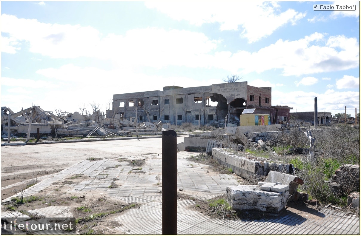 Fabios-LifeTour-Argentina-2015-July-August-Epecuen-Epecuen-ghost-town-3.-Epecuen-Ghost-town-9103