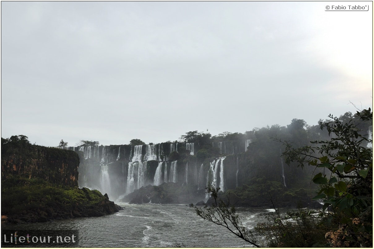 Fabios-LifeTour-Argentina-2015-July-August-Puerto-Iguazu-falls-The-Iguazu-falls-8371