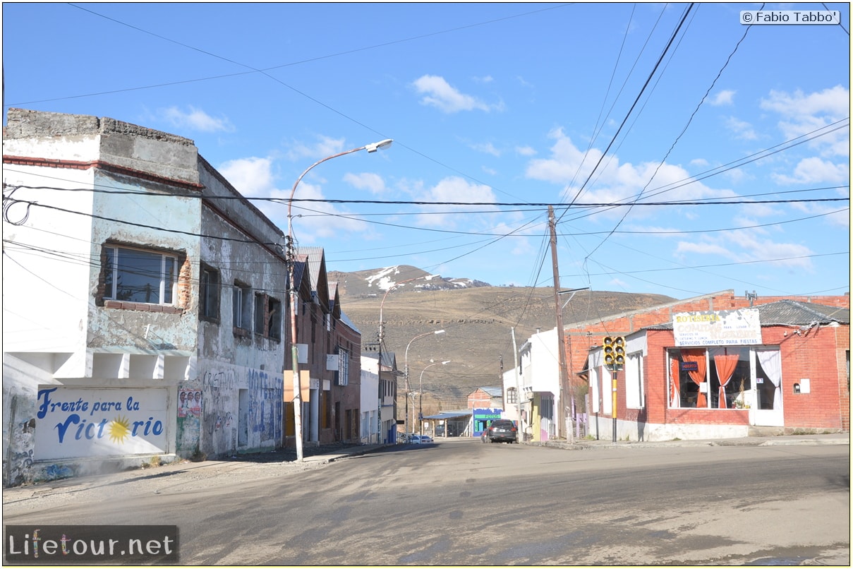 Fabios-LifeTour-Argentina-2015-July-August-Rio-Turbio-Chile-border-crossing-3562