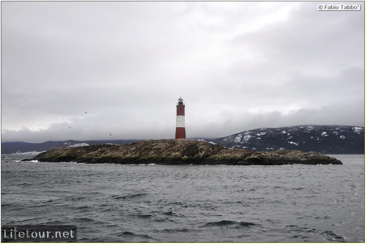 Fabios-LifeTour-Argentina-2015-July-August-Ushuaia-Beagle-Channel-4-Les-Eclaireurs-lighthouse-10535