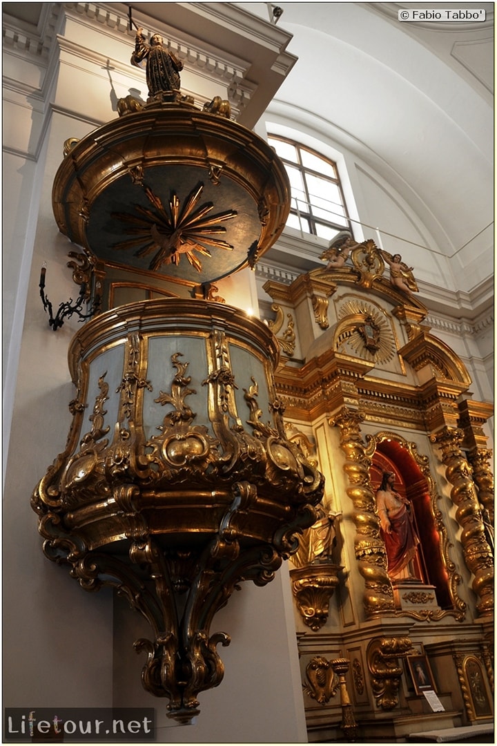 Fabios-LifeTour-Argentina-2015-July-August-buenos-aires-Recoleta-Iglesia-Nuestra-Senora-Del-Pilar-4796-cover-2