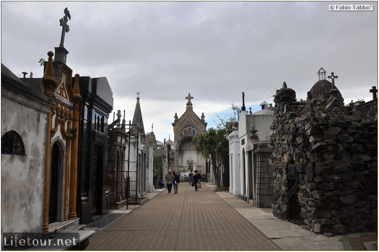 Fabios-LifeTour-Argentina-2015-July-August-buenos-aires-Recoleta-Recoleta-Cemetery-4369