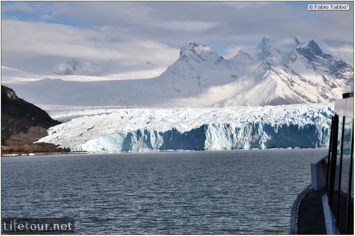 Glacier-Perito-Moreno-Southern-section-Hielo-y-Aventura-trekking-1-Bus-Boat-Trip-cover2-1