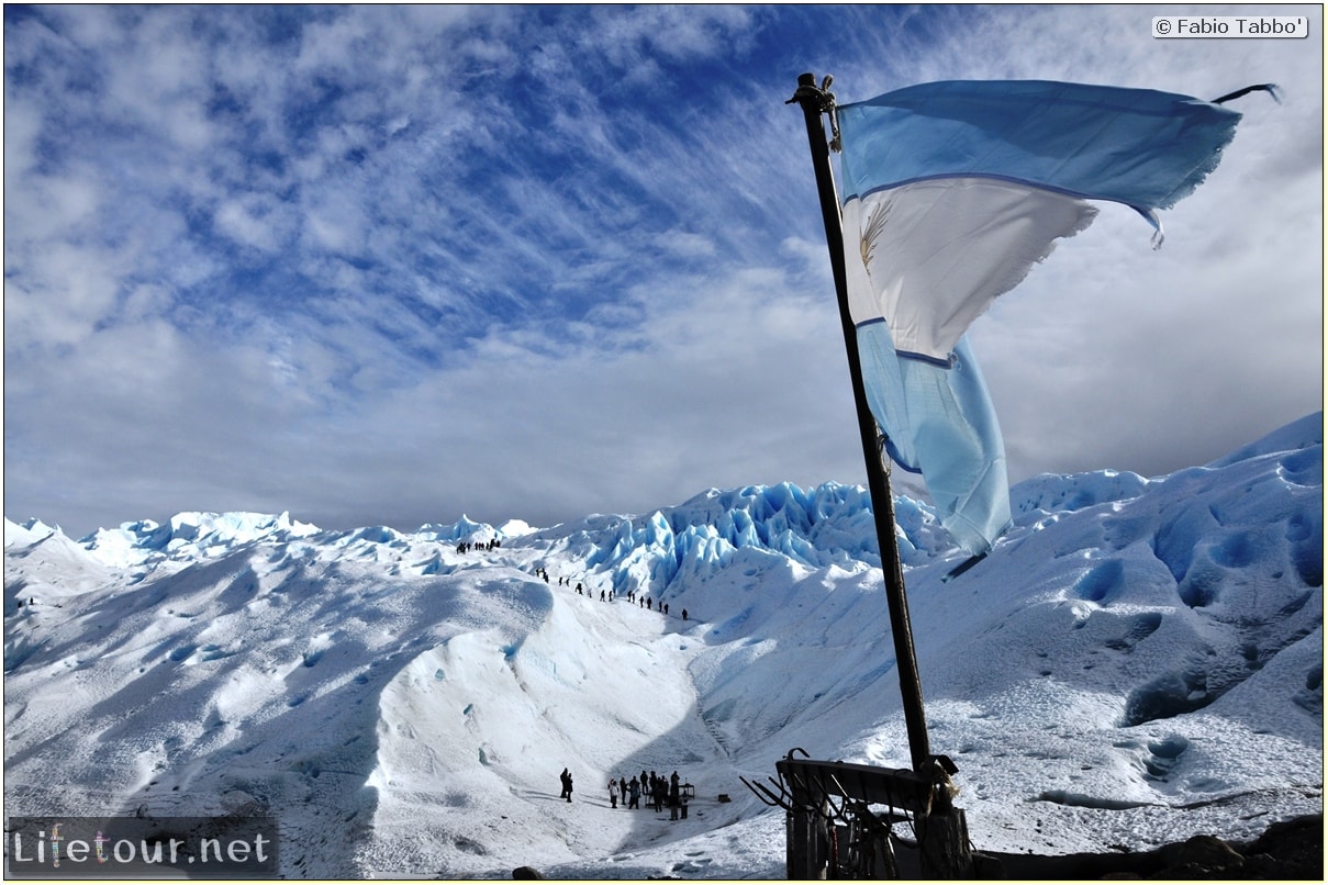 Southern-section-Hielo-y-Aventura-trekking-4-Climbing-Perito-Moreno-glacier-cover4-1