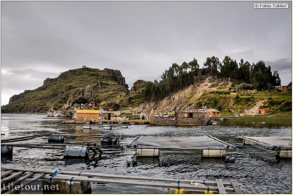 Fabio_s-LifeTour---Bolivia-(2015-March)---Titicaca---Titicaca-Lake---2.-Islas-flotantes---9557