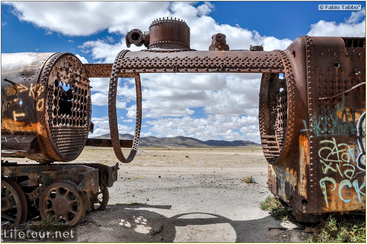 Fabio_s-LifeTour---Bolivia-(2015-March)---Ujuni---Ujuni-Train-Graveyard---2888