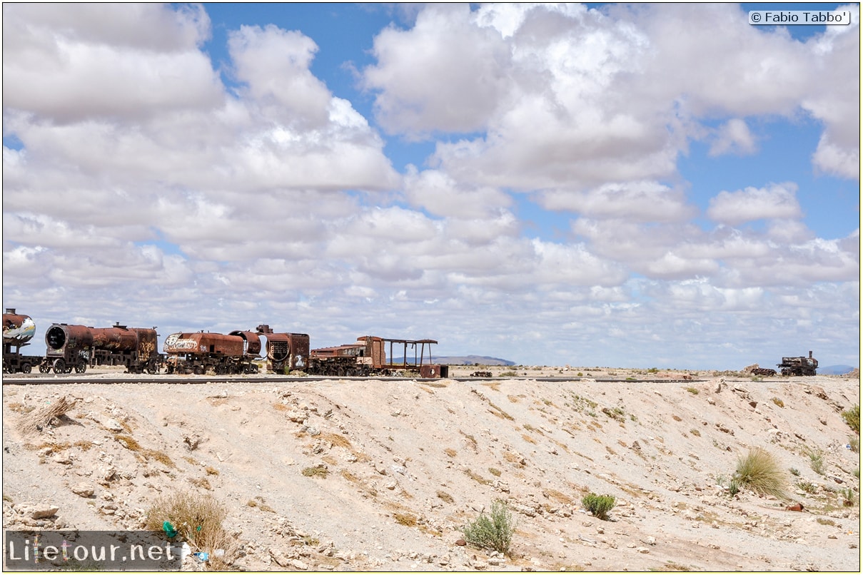 Fabio_s-LifeTour---Bolivia-(2015-March)---Ujuni---Ujuni-Train-Graveyard---4839