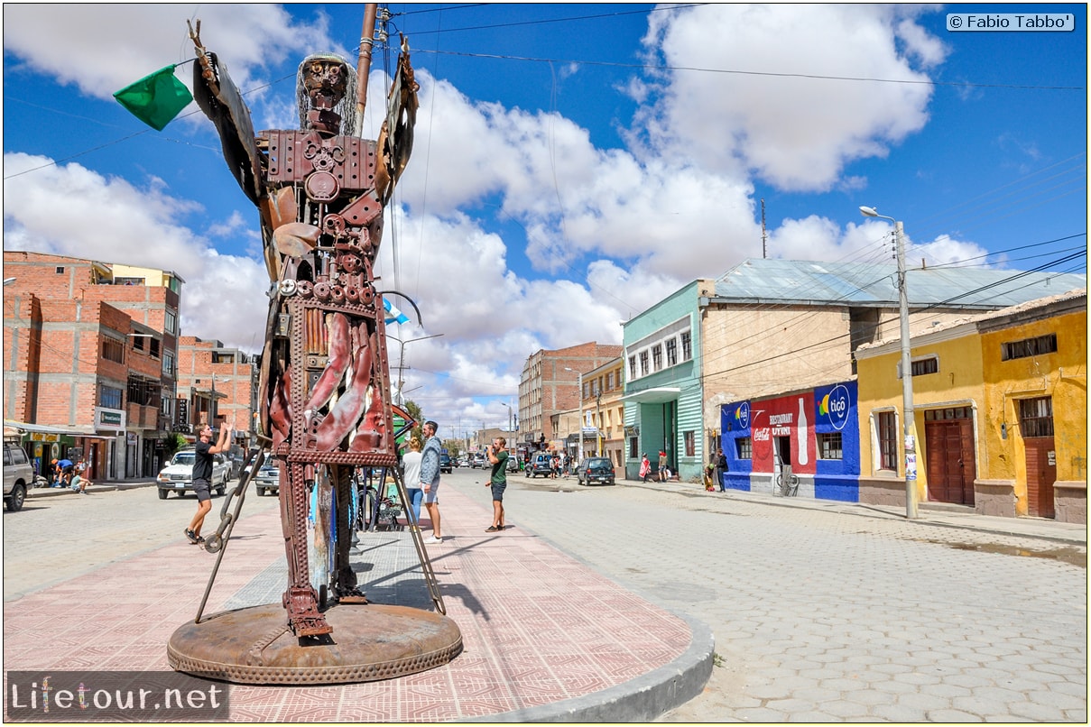 Fabio_s-LifeTour---Bolivia-(2015-March)---Ujuni---city---1733