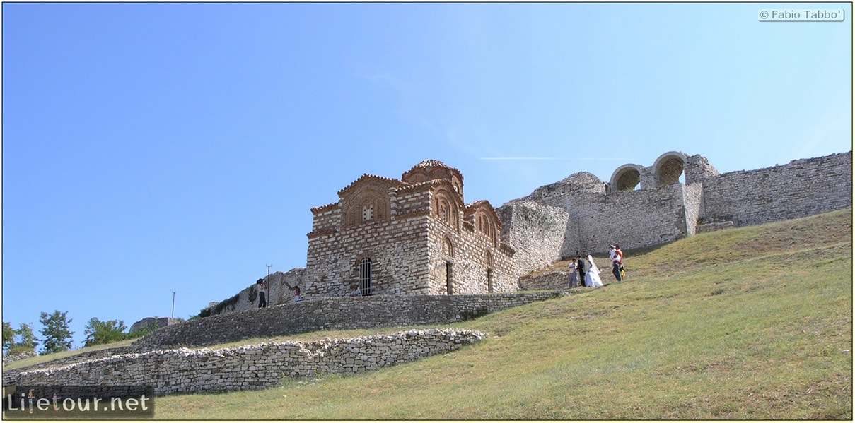 Fabios-LifeTour-Albania-2005-August-Berat-Berat-Castle-20025-COVER-3