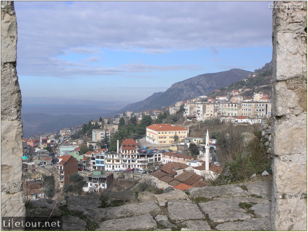 Fabios-LifeTour-Albania-2005-August-Kruja-Skenderbeu-castle-20426-1