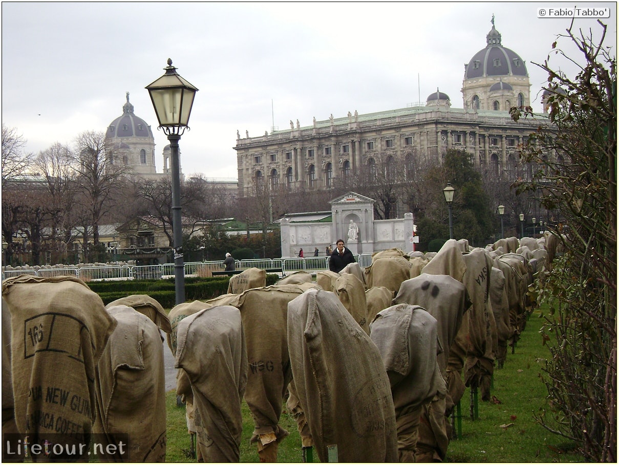 Fabios-LifeTour-Austria-1984-and-2009-January-Vienna-Kunsthistorisches-Museum-414-cover-1