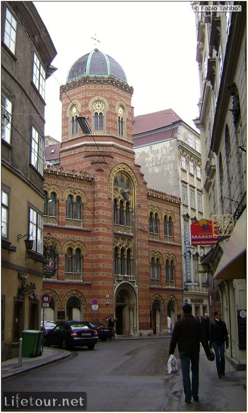 Fabios-LifeTour-Austria-1984-and-2009-January-Vienna-other-pictures-of-Vienna-City-Center-400