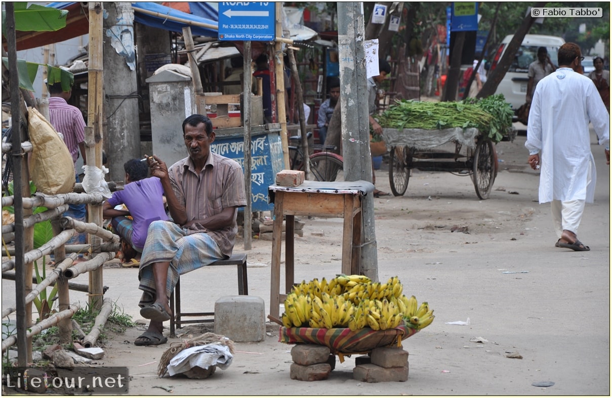 Fabios-LifeTour-Bangladesh-2014-May-Dacca-City-life-10628-cover-1