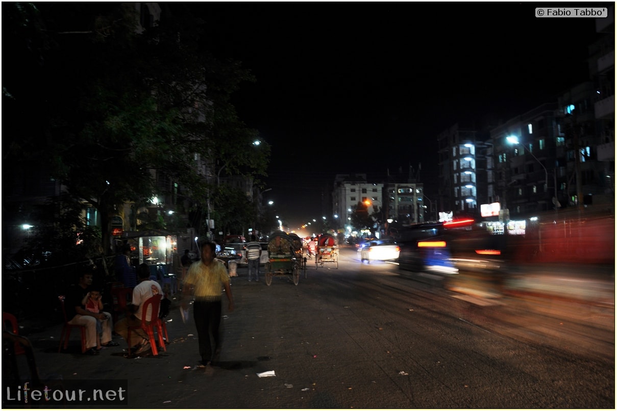 Fabios-LifeTour-Bangladesh-2014-May-Dacca-Night-markets-10225