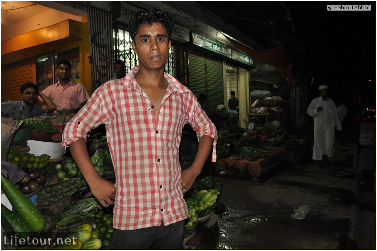 Fabios-LifeTour-Bangladesh-2014-May-Dacca-Night-markets-7713