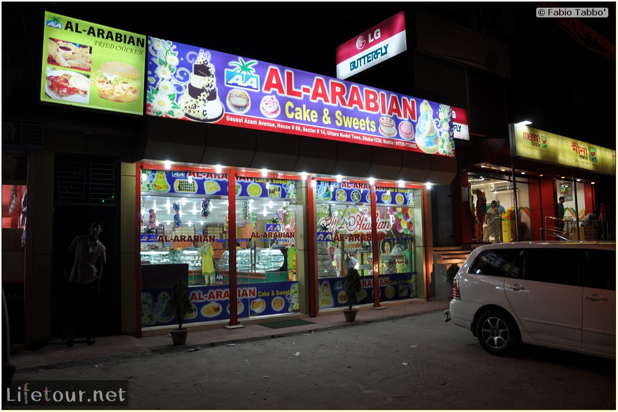 Fabios-LifeTour-Bangladesh-2014-May-Dacca-Night-markets-9584