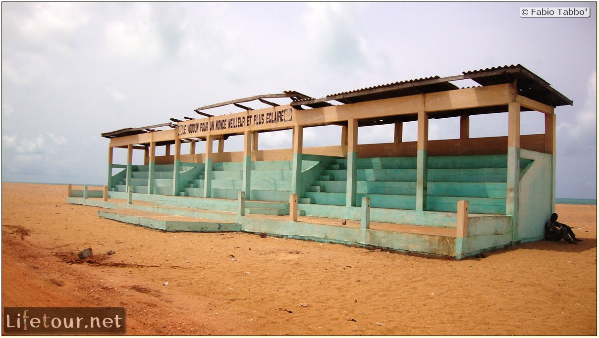 Fabio's LifeTour - Benin (2013 May) - Grand Popo - Comptoirs Coloniaux de Gbecon (ghost town) - 1411 cover