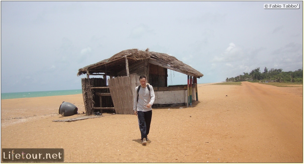 Fabio's LifeTour - Benin (2013 May) - Grand Popo - Comptoirs Coloniaux de Gbecon (ghost town) - 1425