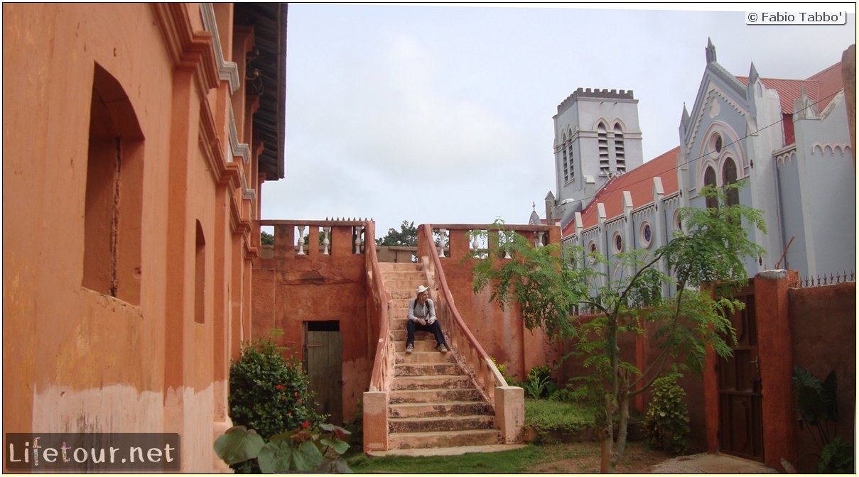 Fabio's LifeTour - Benin (2013 May) - Ouidah - City - 1438 cover