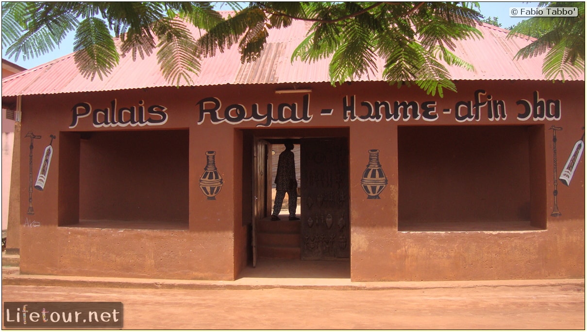 Fabio's LifeTour - Benin (2013 May) - Porto Novo - Royal Palace Musee Honme - 1530 cover