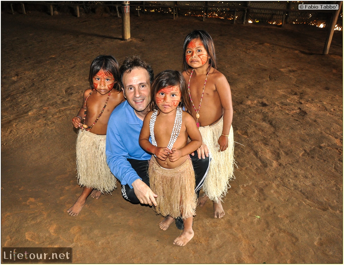 Amazon Jungle - Indios village - 3- The cutest jungle kids ever - 593 cover