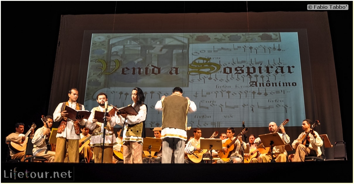 Fabio's LifeTour - Brazil (2015 April-June and October) - Manaus - City - Teatro Amazonas - Medieval music show - 4743