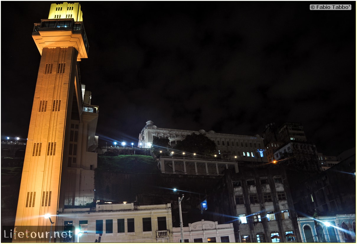 Fabio's LifeTour - Brazil (2015 April-June and October) - Salvador de Bahia - Lower city - Elevador Lacerda - 8586