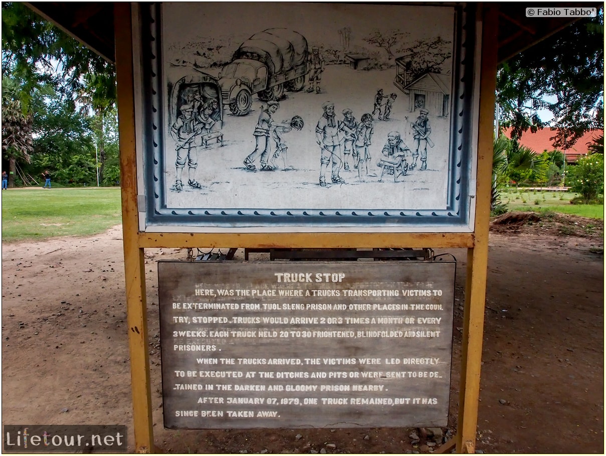 Fabio_s-LifeTour---Cambodia-(2017-July-August)---Phnom-Penh---Killing-Fields-of-Choeung-Ek---Mass-Graves---20121