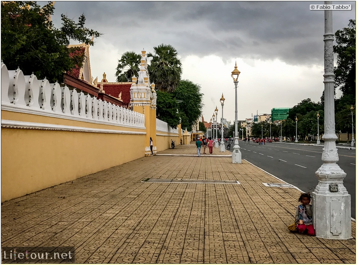 Fabio_s-LifeTour---Cambodia-(2017-July-August)---Phnom-Penh---Royal-Palace---Exterior---18271