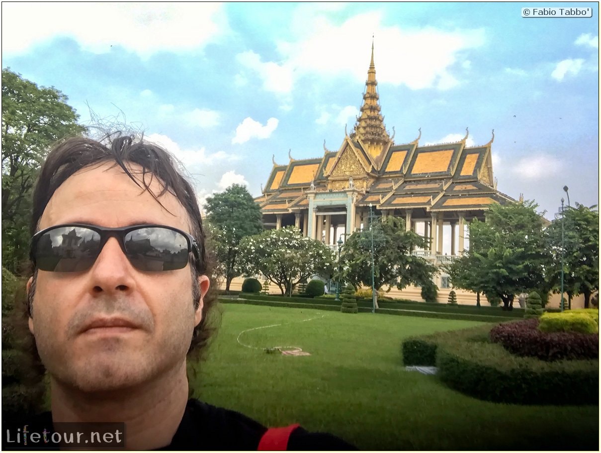 Fabio_s-LifeTour---Cambodia-(2017-July-August)---Phnom-Penh---Royal-Palace---Interior---18321