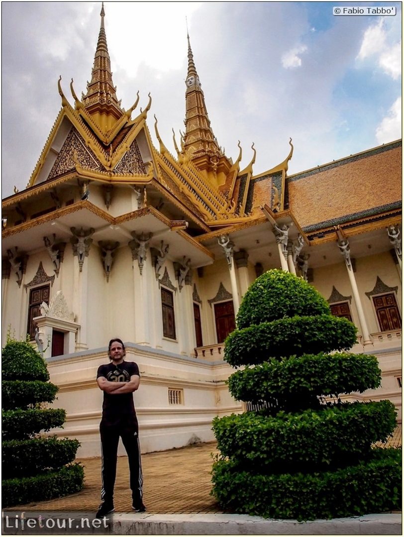 Fabio_s-LifeTour---Cambodia-(2017-July-August)---Phnom-Penh---Royal-Palace---Interior---20071