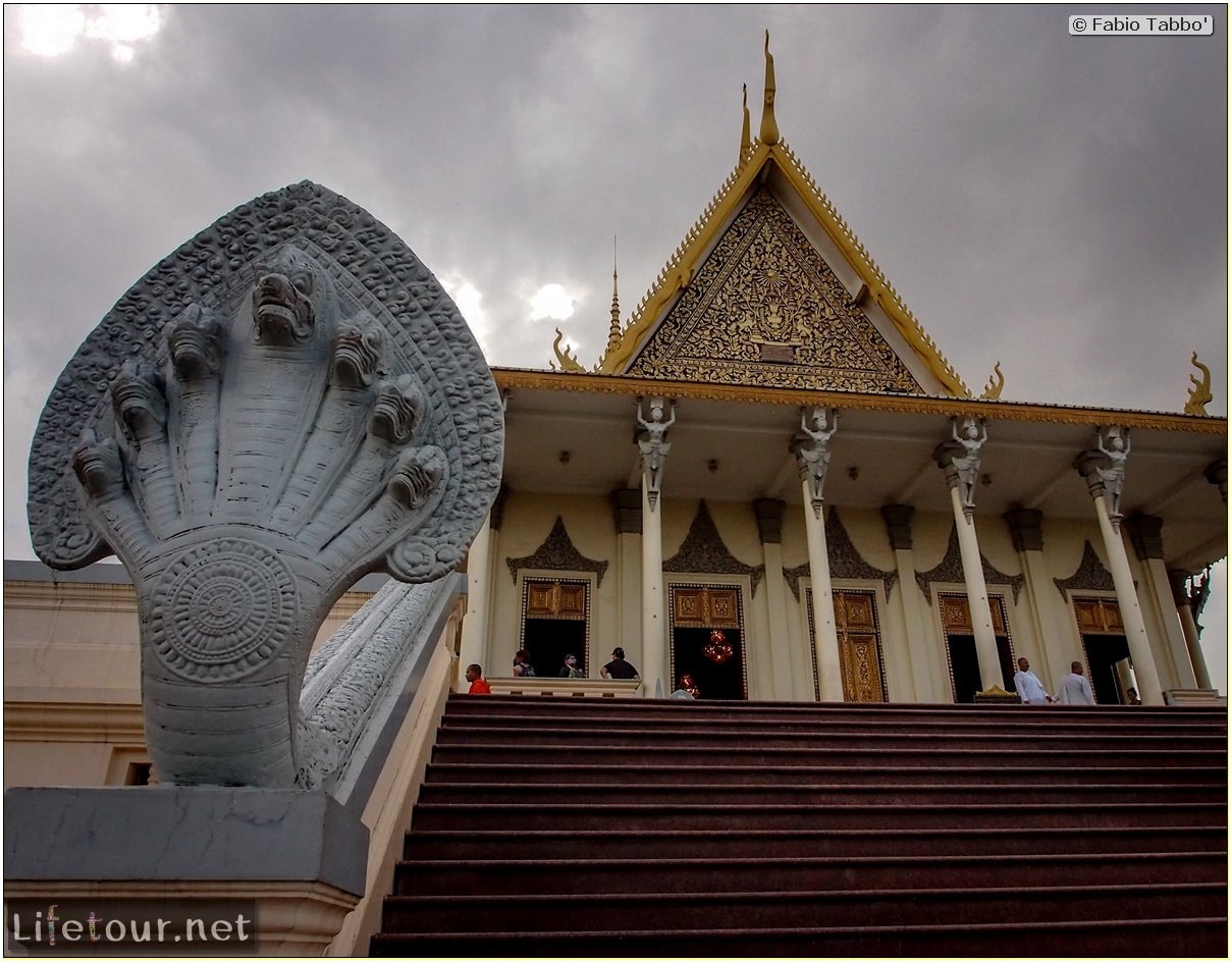 Fabio_s-LifeTour---Cambodia-(2017-July-August)---Phnom-Penh---Royal-Palace---Interior---20078