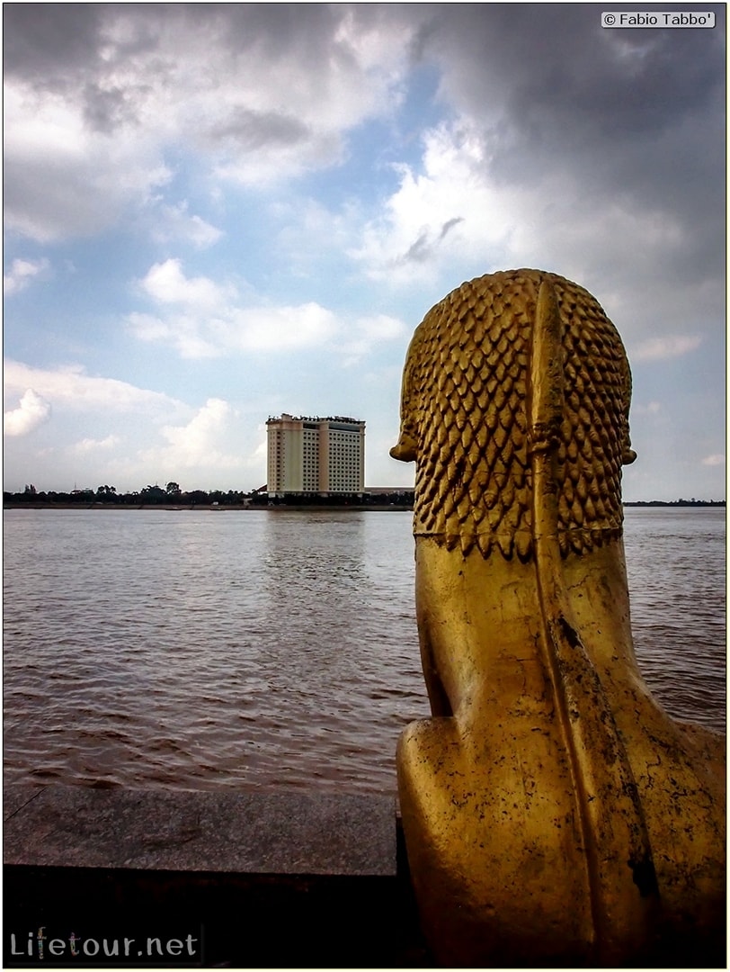 Fabio_s-LifeTour---Cambodia-(2017-July-August)---Phnom-Penh---Sisowath-Quay---20097-cover