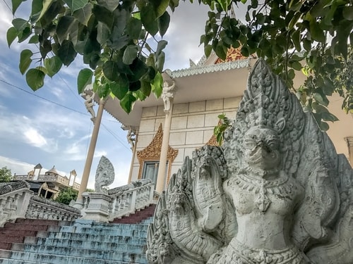 Fabio_s-LifeTour---Cambodia-(2017-July-August)---Phnom-Penh---Wat-Koh---18305-cover