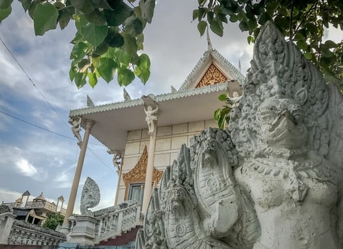 Fabio_s-LifeTour---Cambodia-(2017-July-August)---Phnom-Penh---Wat-Koh---18306-cover