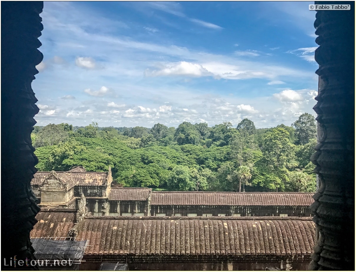 Fabio_s-LifeTour---Cambodia-(2017-July-August)---Siem-Reap-(Angkor)---Angkor-temples---Angkor-Wat---Bakan-temple---18568 cover