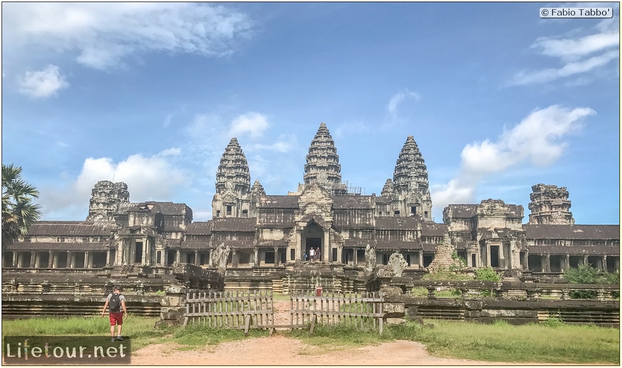 Fabio_s-LifeTour---Cambodia-(2017-July-August)---Siem-Reap-(Angkor)---Angkor-temples---Angkor-Wat---Other-pictures-Angkor-Wat---18539