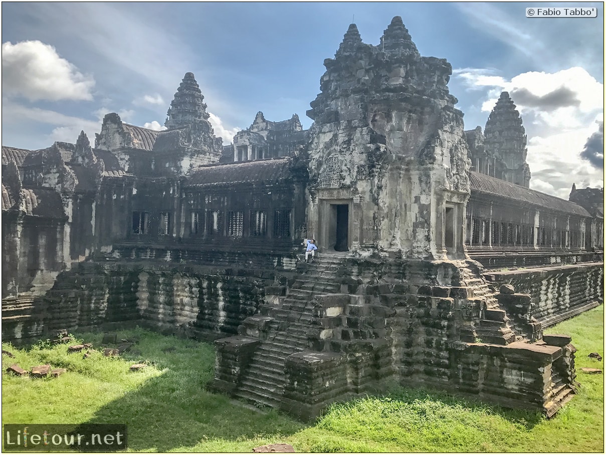 Fabio_s-LifeTour---Cambodia-(2017-July-August)---Siem-Reap-(Angkor)---Angkor-temples---Angkor-Wat---Other-pictures-Angkor-Wat---18543-cover