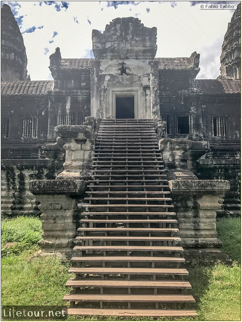 Fabio_s-LifeTour---Cambodia-(2017-July-August)---Siem-Reap-(Angkor)---Angkor-temples---Angkor-Wat---Other-pictures-Angkor-Wat---18558