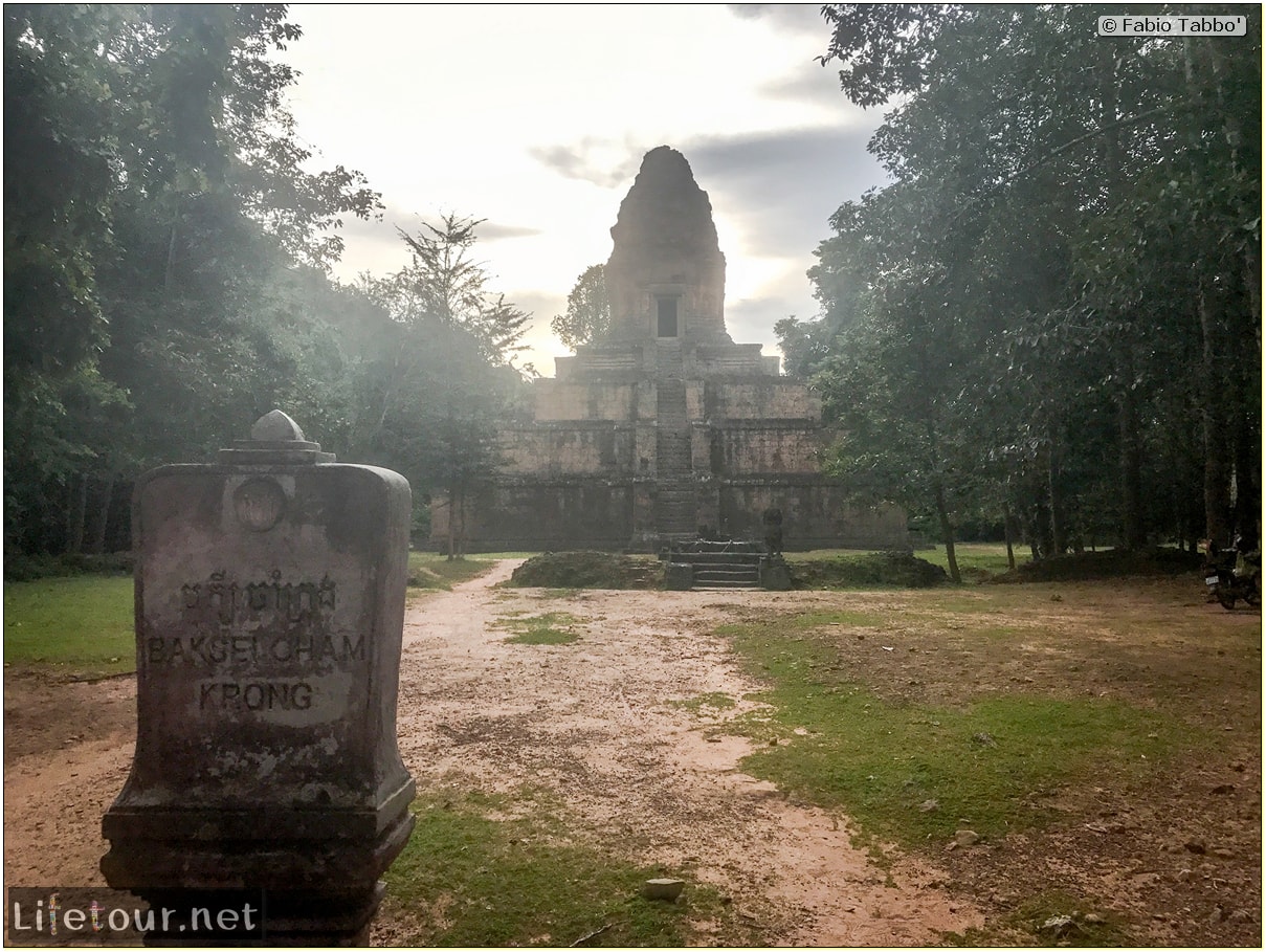 Fabio_s-LifeTour---Cambodia-(2017-July-August)---Siem-Reap-(Angkor)---Angkor-temples---Baksei-Chamkrong-temple---18642-cover