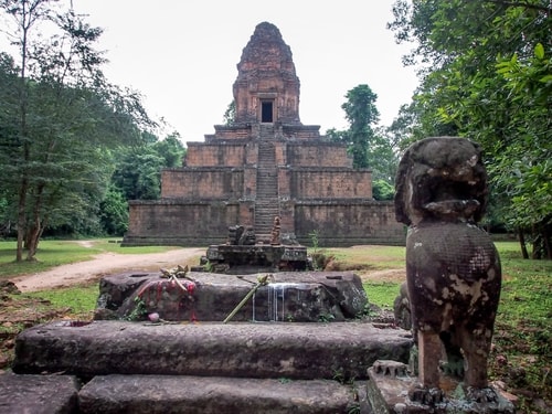 Fabio_s-LifeTour---Cambodia-(2017-July-August)---Siem-Reap-(Angkor)---Angkor-temples---Baksei-Chamkrong-temple---20302-cover