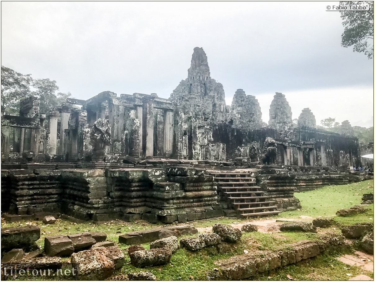 Fabio_s-LifeTour---Cambodia-(2017-July-August)---Siem-Reap-(Angkor)---Angkor-temples---Bayon-temple---18633